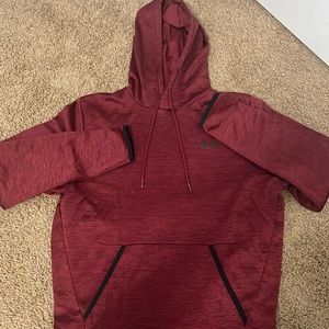 Under Armour men’s small hoodie burgandy